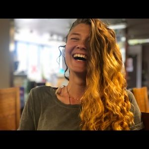 Meet your Posher, Isabelle